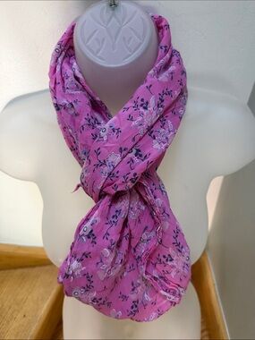 Excellent Italian Cotton Silk Floral Scarf Pink Made in Italy Prato Wrap